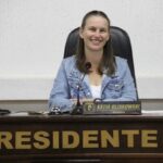 Kátia Oliskowski preside sessão pela primeira vez na Câmara de Canoinhas
