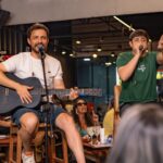 Lucas e Higor chegam ao topo das rádios com “Flash” e ganham destaque no Spotify Brasil